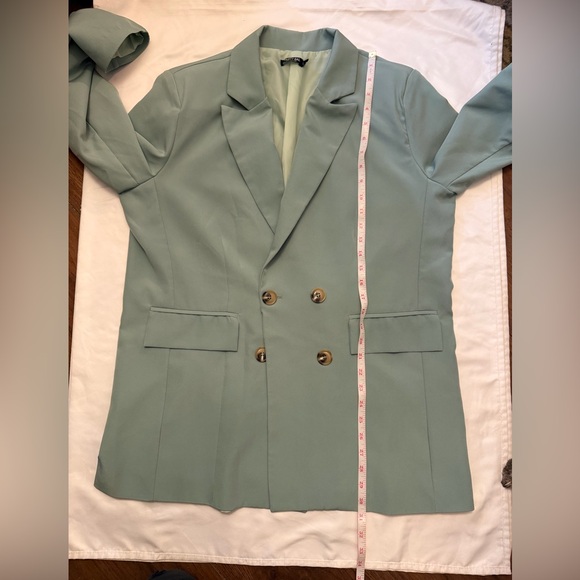 Nasty Gal size large mint green blazer - Picture 9 of 10